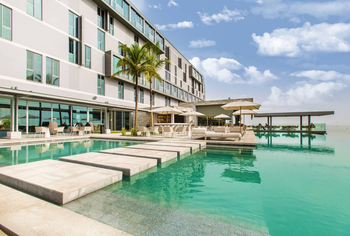 Piscine du Noom Hôtel Dakar